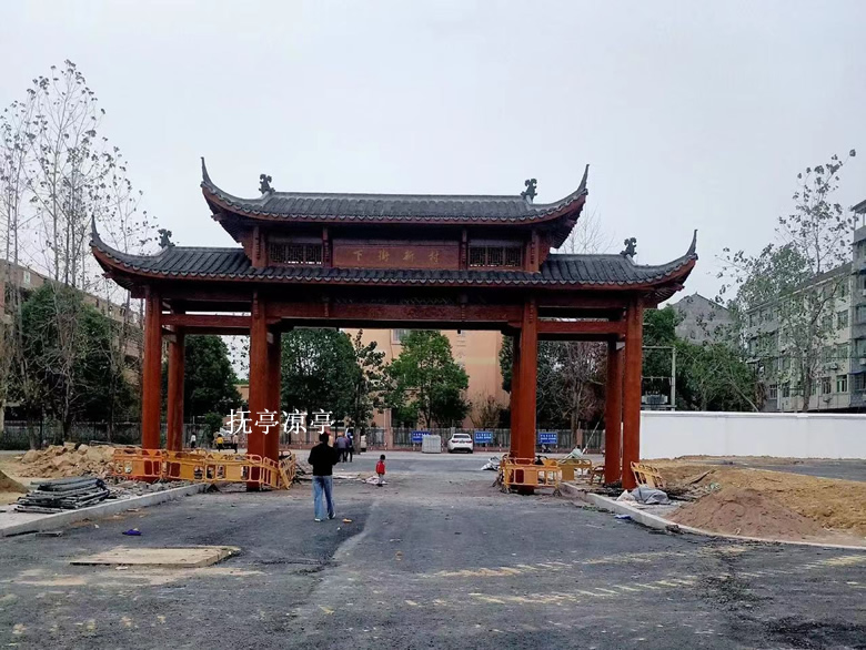 防腐木門樓