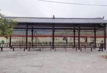 湖南邵陽(yáng)養(yǎng)老院安裝的樹脂瓦長(zhǎng)廊
