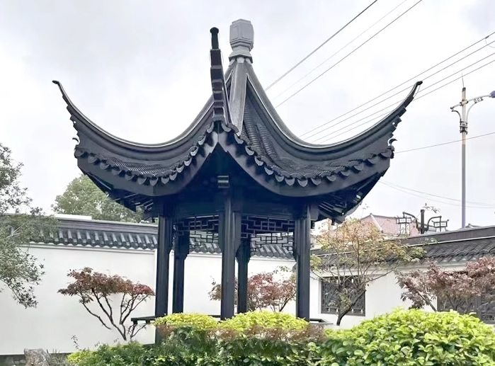 木質涼亭